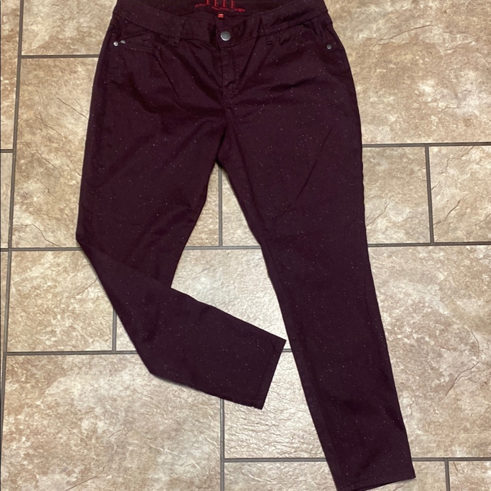 Elle Burgundy Size 14R Sparkly Jeans Denim Chic